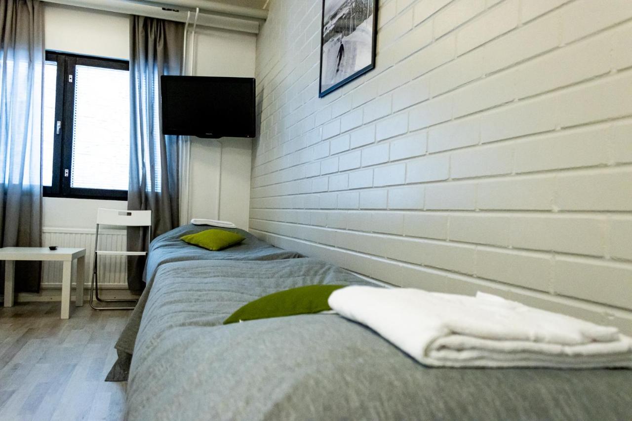 Jyväskylä Outdoor Hostel Laajis מראה חיצוני תמונה