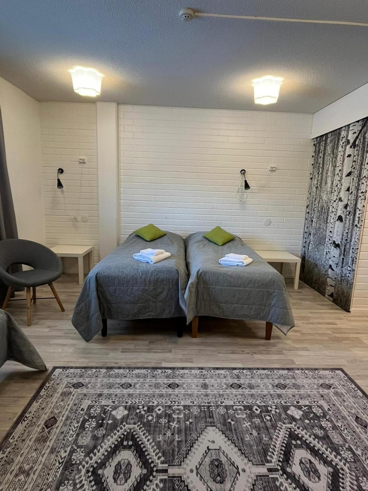Jyväskylä Outdoor Hostel Laajis מראה חיצוני תמונה